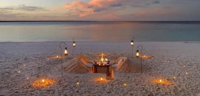 About Honeymoon Explorers - couple travel inspiration